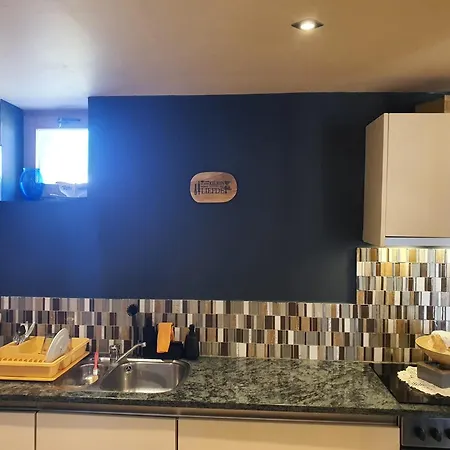 Panzio A Mi Paradicsomunk בית הארחה 3*