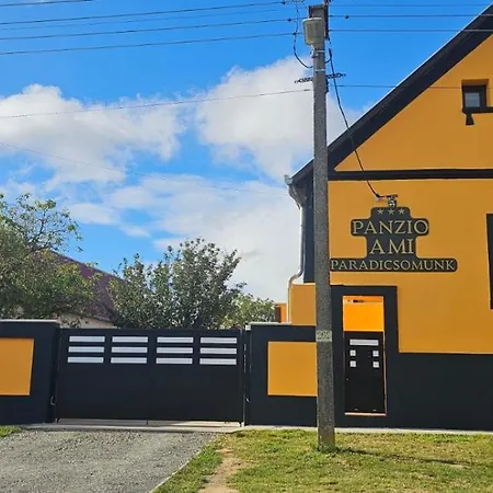 בית הארחה Panzio A Mi Paradicsomunk