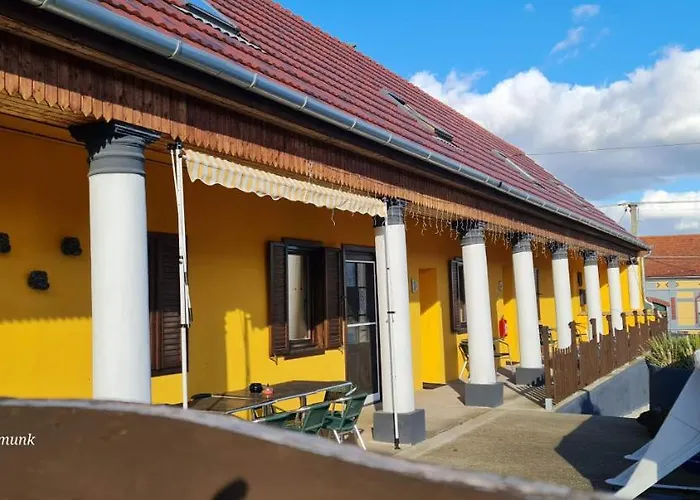 Panzio A Mi Paradicsomunk 게스트하우스 Vemend