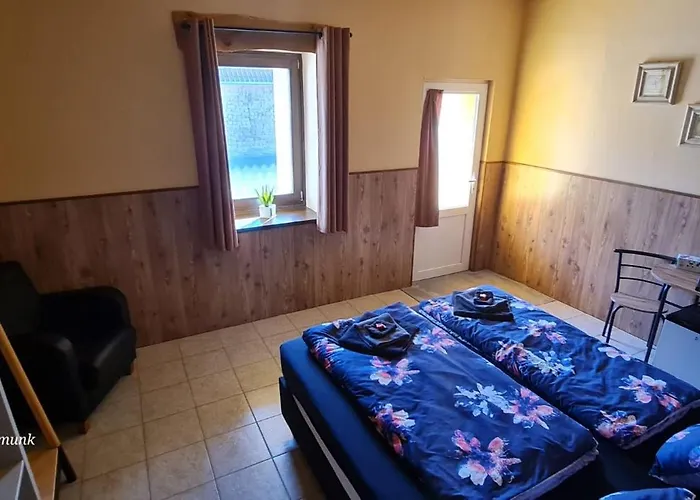 Panzio A Mi Paradicsomunk Vendégház Véménd